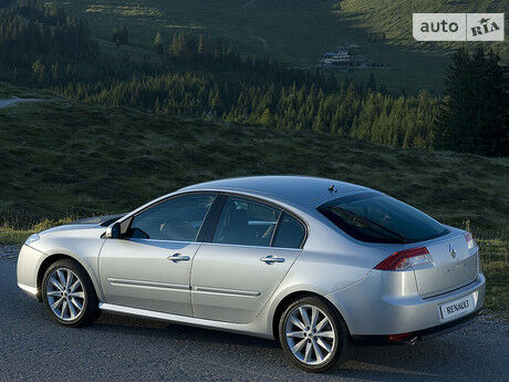 Renault Laguna 2002 года