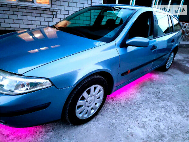 Renault Laguna 2003 года