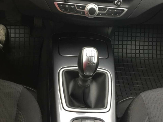 Renault Laguna 2010 року