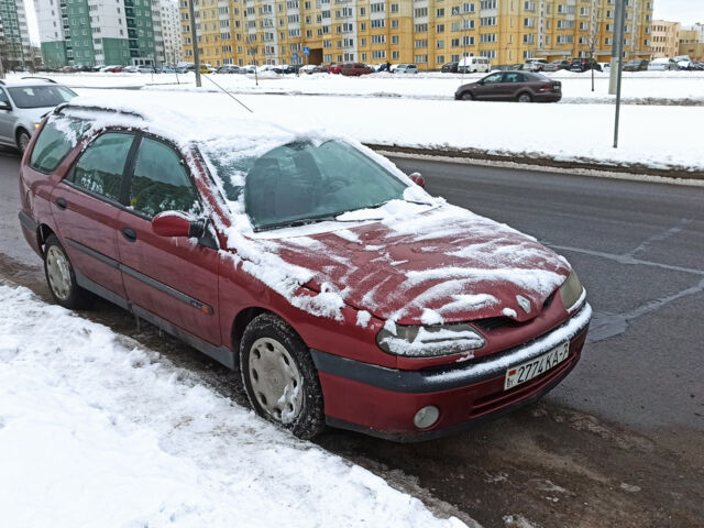 Renault Laguna 1999 года