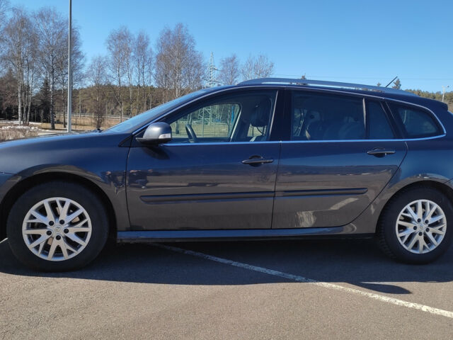 Renault Laguna 2013 року