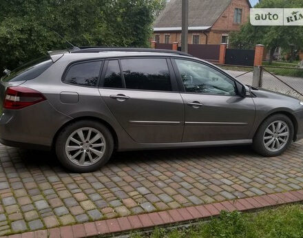 Renault Laguna 2008 года