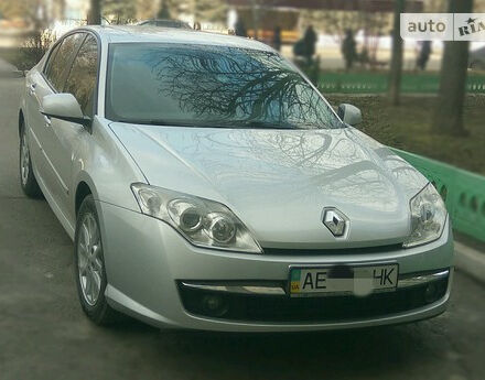 Renault Laguna 2008 года