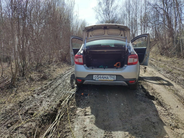 Renault Logan Stepway 2020 года