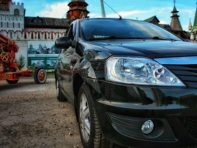 Renault Logan 2011 року