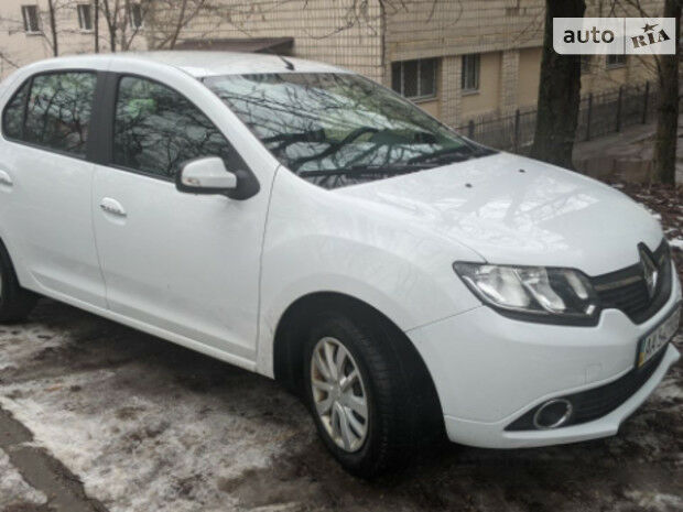 Renault Logan 2015 року