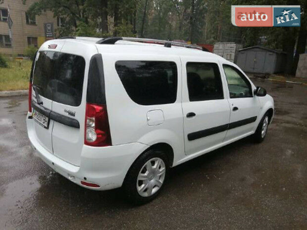 Renault Logan 2012 року