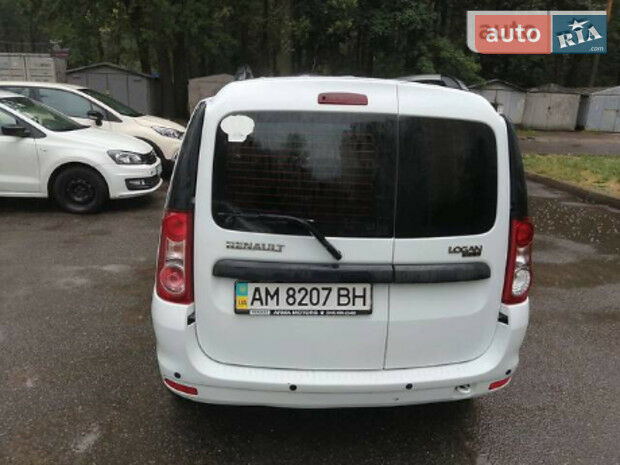 Renault Logan 2012 року
