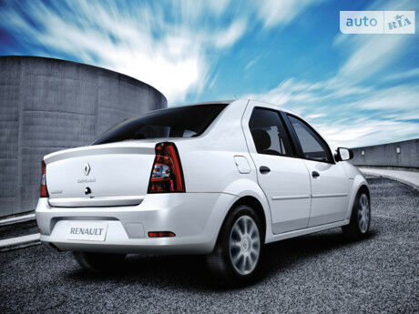 Рено Логан 2005 року Renault Logan 2005 року