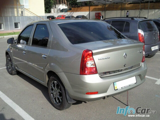 Renault Logan 2010 года
