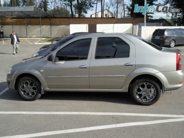 Renault Logan 2010 года