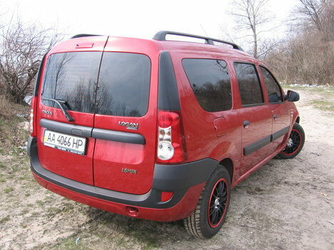 Renault Logan 2000 года