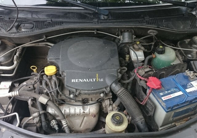 Renault Logan 2010 року