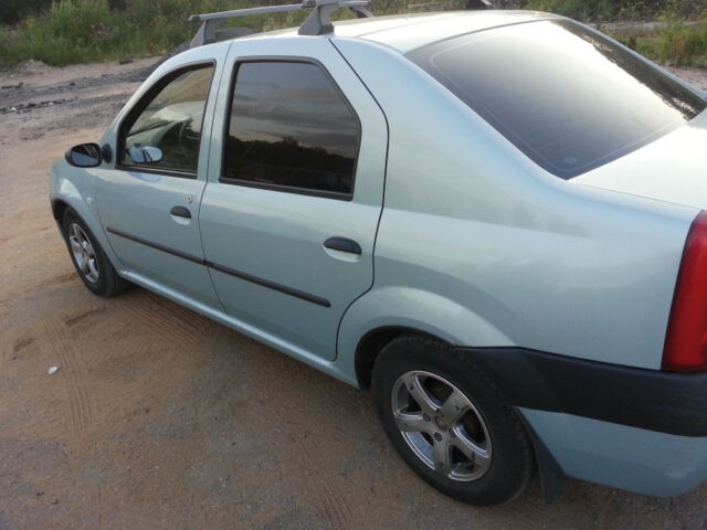 Renault Logan 2005 года