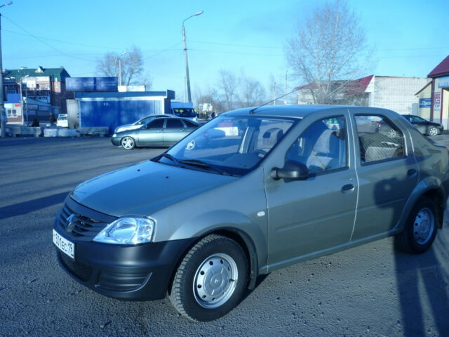 Renault Logan 2012 года