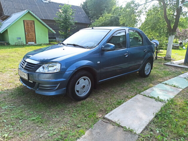 Renault Logan 2015 року