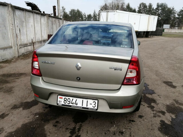 Renault Logan 2012 года