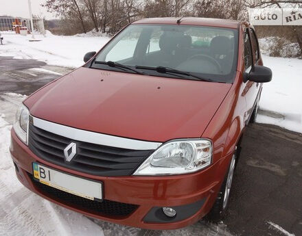 Renault Logan 2012 року