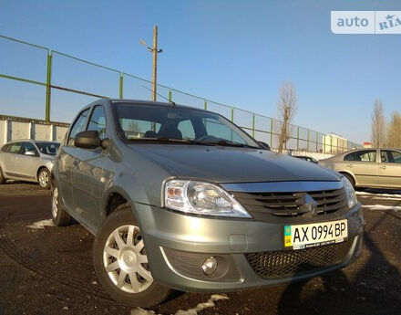 Renault Logan 2011 года