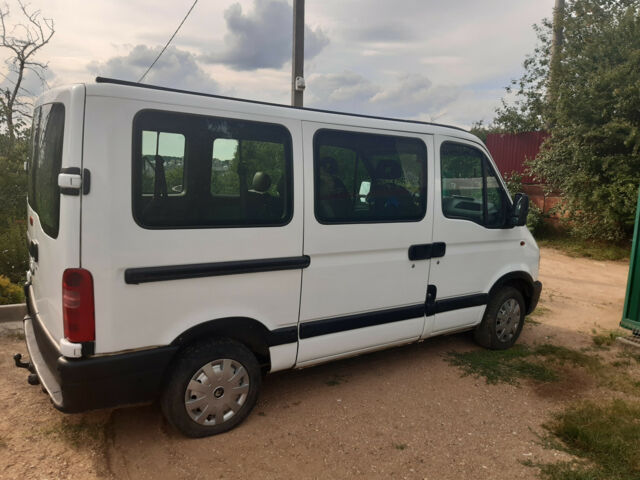 Renault Master груз.-пасс. 2000 года