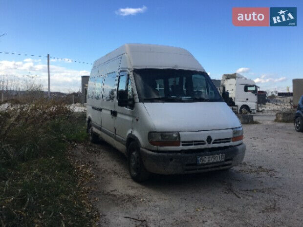 Renault Master пасс. 2000 року