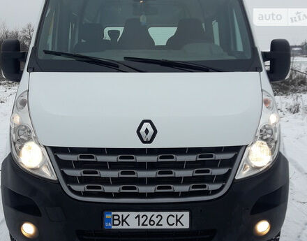 Renault Master пасс. 2013 года