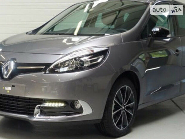 Renault Megane Scenic 2012 года