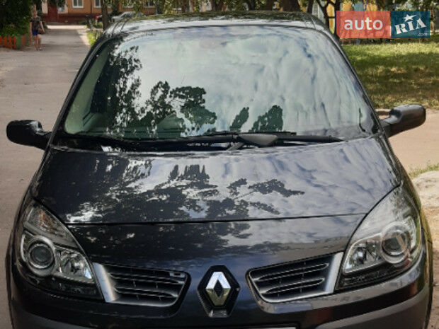 Рено null 2009 року Renault Megane Scenic 2009 року