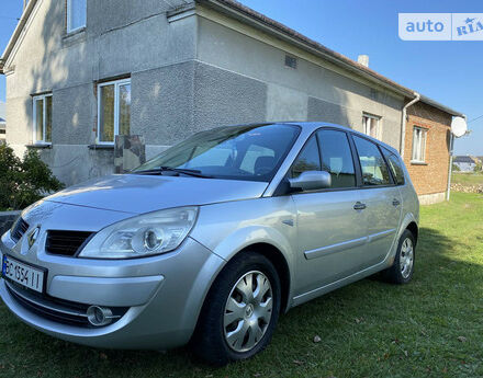 Renault Megane Scenic 2007 года