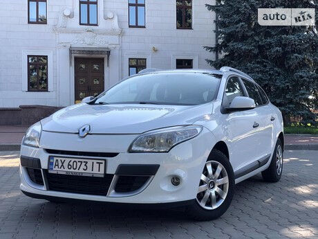 Renault Megane 2011 года