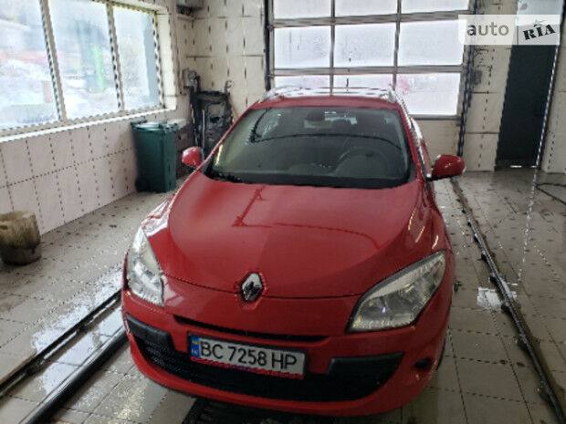 Renault Megane 2011 года