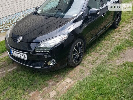 Renault Megane 2012 року