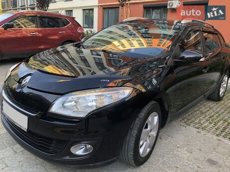 Рено Меган 2013 года Renault Megane 2013 года