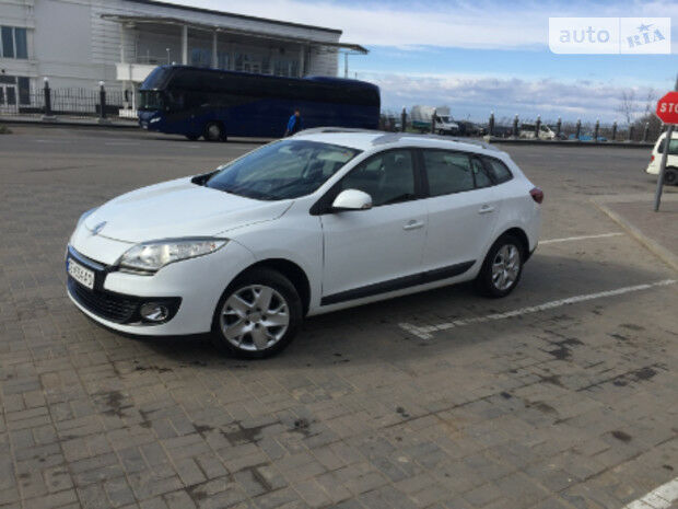 Рено Меган 2012 года Renault Megane 2012 года