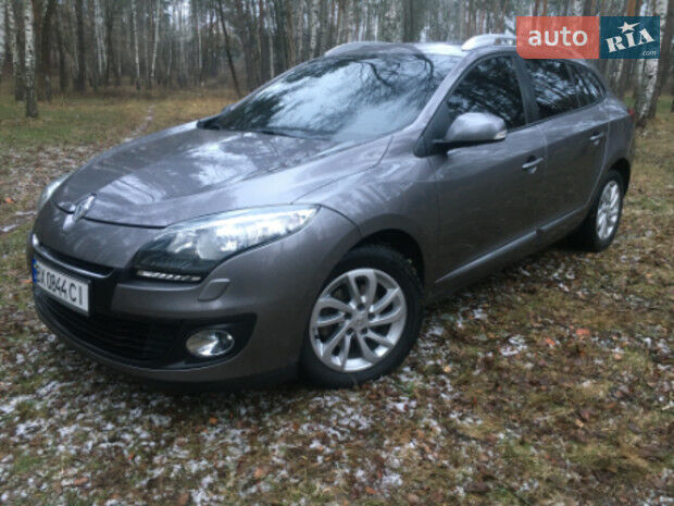 Рено Меган 2012 года Renault Megane 2012 года