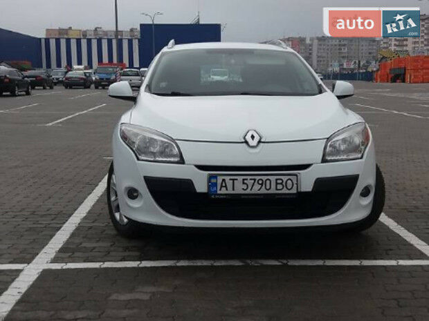 Renault Megane 2011 року