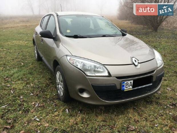 Renault Megane 2011 року