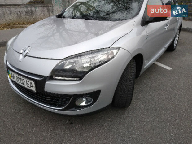 Renault Megane 2012 року