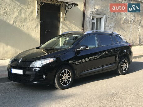 Renault Megane 2012 року