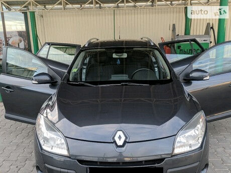 Renault Megane 2010 года