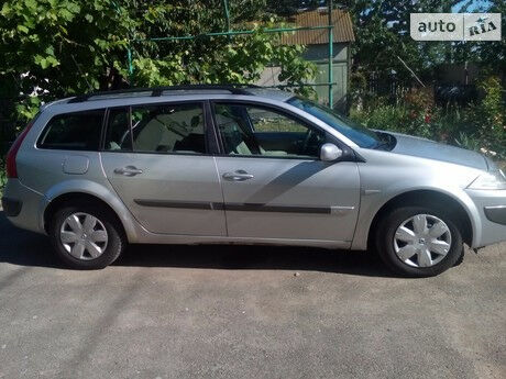 Рено Меган 2006 года Renault Megane 2006 года