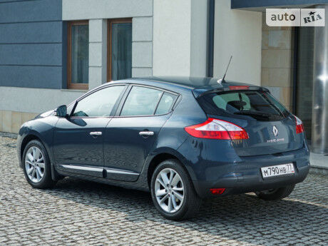 Рено Меган 2007 года Renault Megane 2007 года