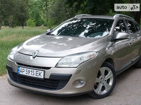 Renault Megane 2011 року