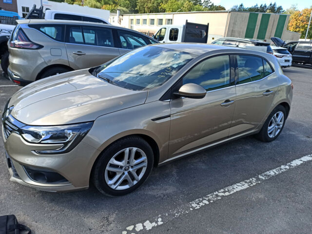 Рено Меган 2017 года Renault Megane 2017 года