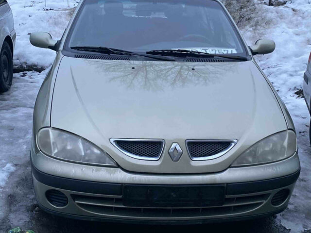 Renault Megane 2000 року