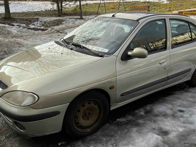 Renault Megane 2000 року