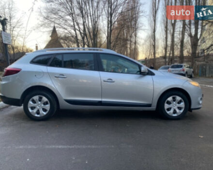 Renault Megane 2011 року - Фото 2 автомобіля