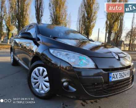 Renault Megane 2010 року - Фото 2 автомобіля