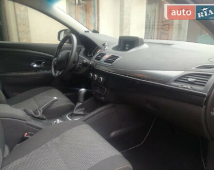 Renault Megane 2011 року - Фото 3 автомобіля