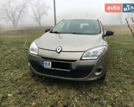 Renault Megane 2011 року - Фото 2 автомобіля